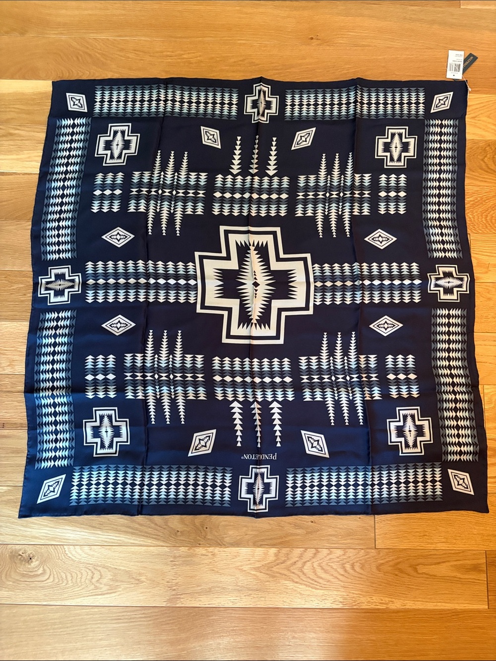 PENDLETON SILK SCARF PRINT HARDING NAVY - Picture 2 of 2